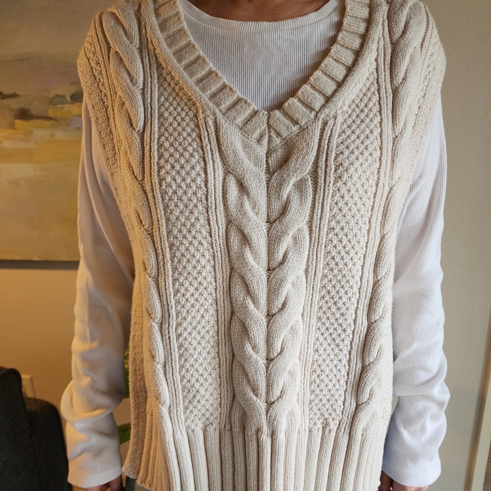 Banana Republic Simona Cable Knit Sweater Vest